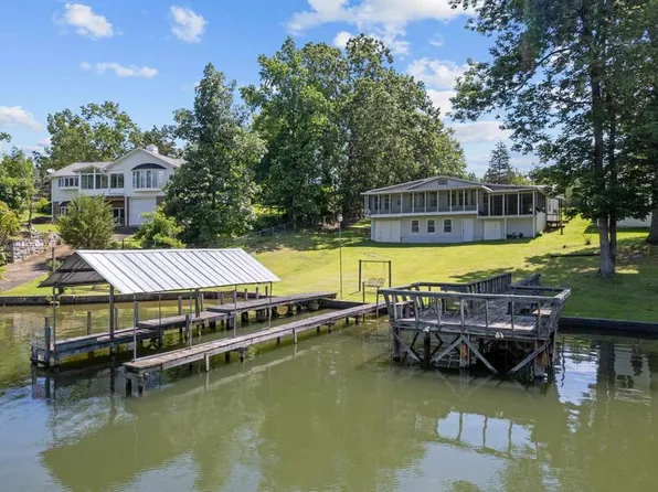 524 Forest Dr, Cross Hill, SC 29332