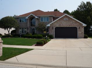 17437 Bridalwood Ln, Tinley Park, IL 60487