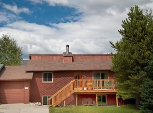 446 Willowbrook Rd, Silverthorne, CO 80498