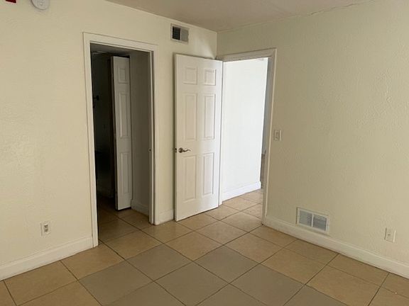 2nd image of 900 S Peninsula Dr APT 113