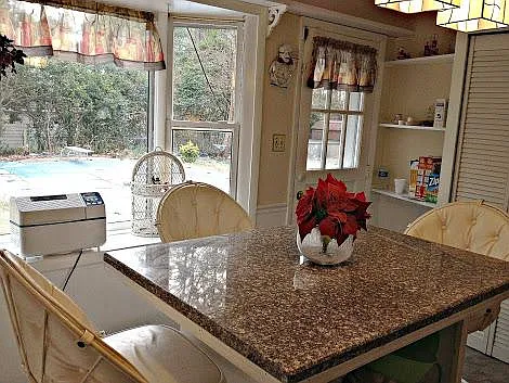 562 Lennox Dr — Photo 7