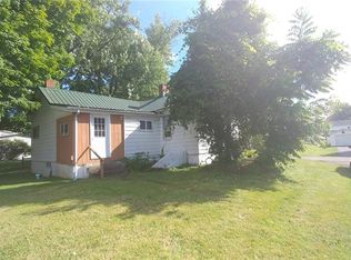 118 Monday Ln, Hopwood, PA 15445