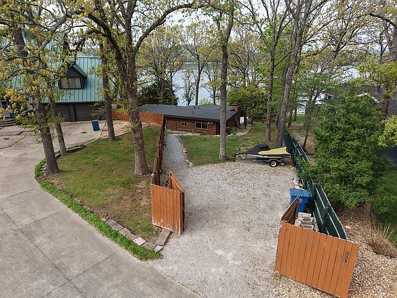 2nd image of 337 Parkside Drive