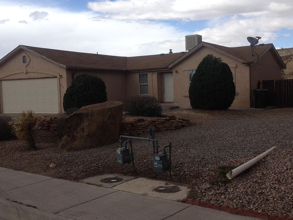 1st image of 301 Saguaro Dr