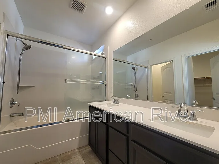 3805 Amelia Rose Way — Photo 13