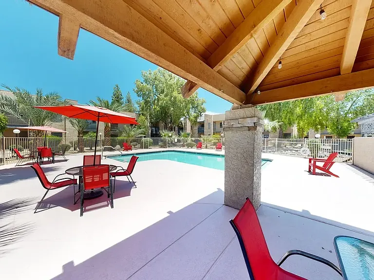 Cedar Creek Condominiums — Photo 10
