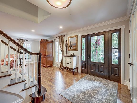 4th image of 848 Proud Clarion Ct