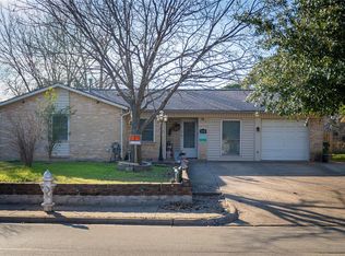 2502 S Fielder Rd, Arlington, TX 76015