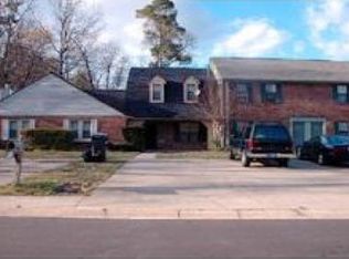 305 River Oak Dr, Riverdale, GA 30274