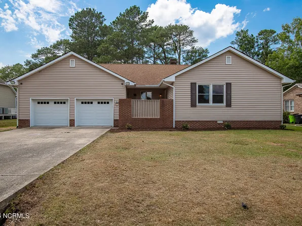 1014 Yacht Court, New Bern, NC 28560