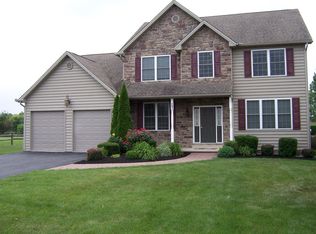304 Martina Dr, Chambersburg, PA 17201