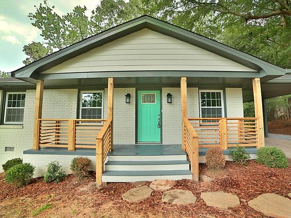 4th image of 1423 N Hicks Cir NW