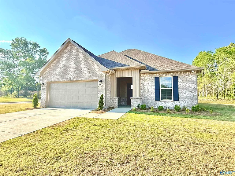 16639 Aspen Ln — Photo 2