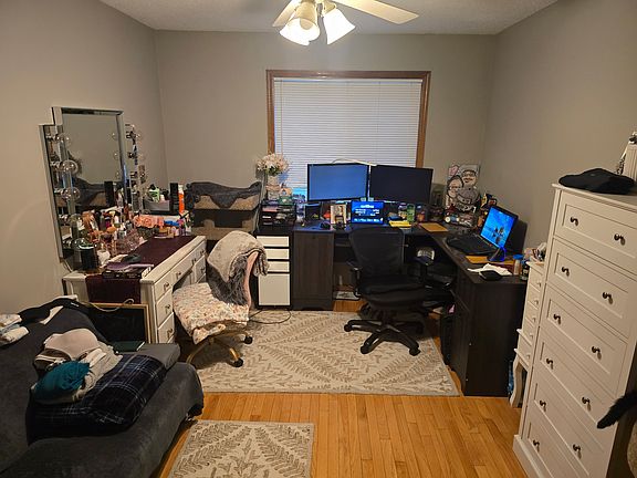 Upstairs bedroom