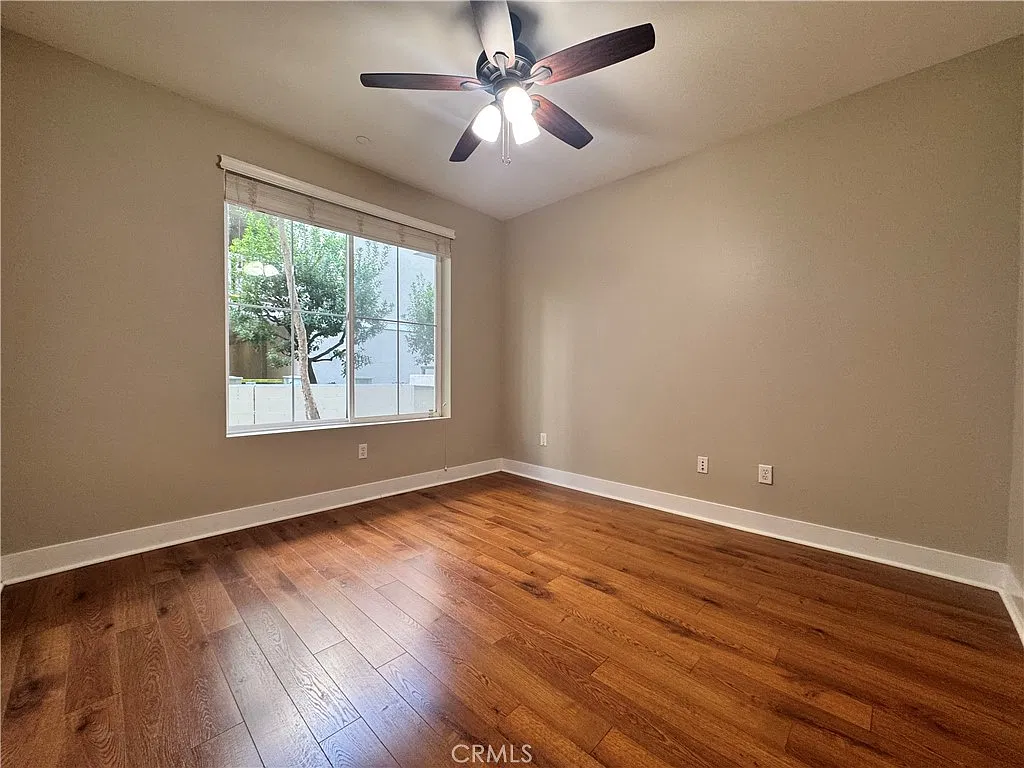 2349 Jefferson St — Photo 4