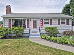 37 Angelo St, Worcester, MA 01604