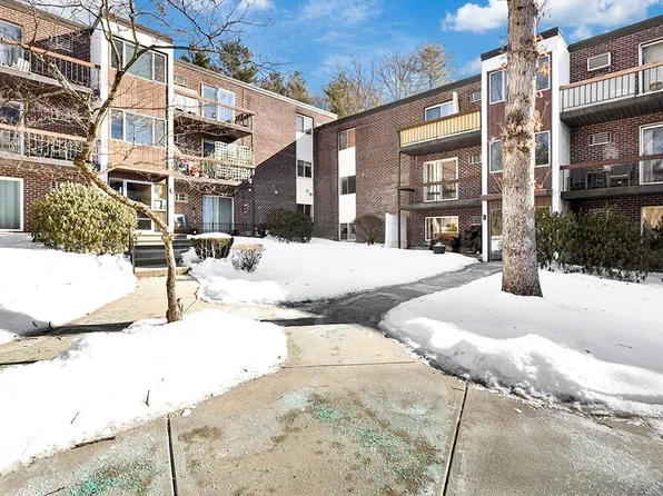 599 Old West Central St APT C5, Franklin, MA 02038