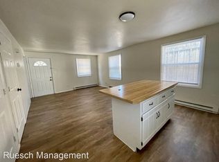 804 7th St #13222165, Green Bay, WI 54304