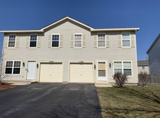 1726 Ramsey Dr, Romeoville, IL 60446