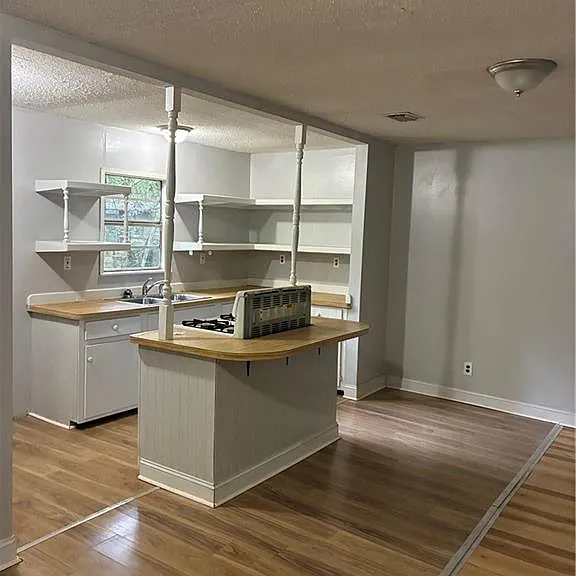 2100 Boykin Blvd — Photo 2