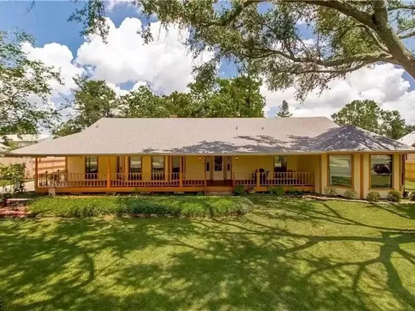 11 Holly Dr, La Place, LA 70068