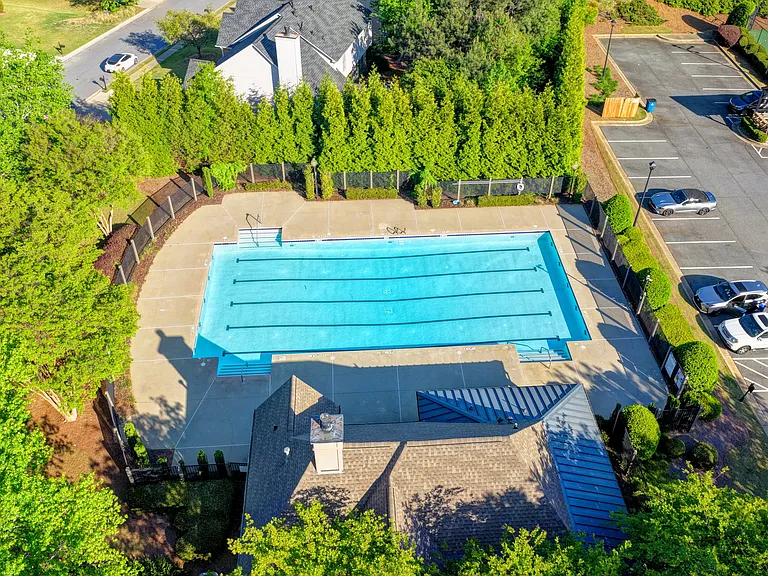 6535 Ganton Dr — Photo 43