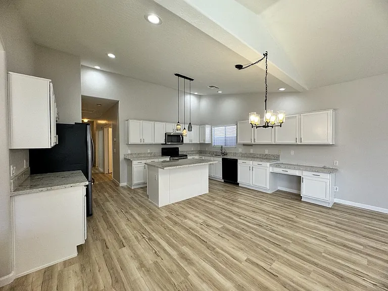 495 N Bluejay Dr — Photo 27