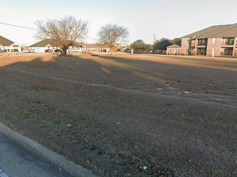 2nd image of None Solon Rd