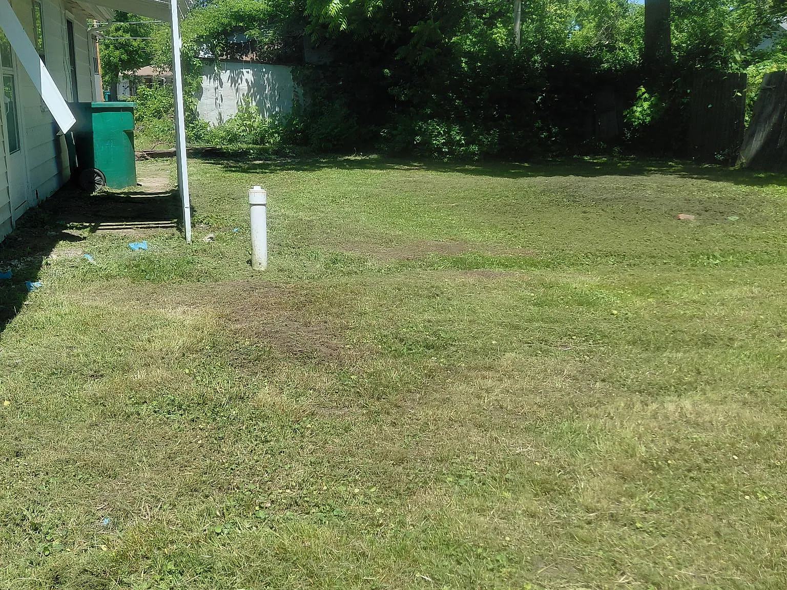 2 bed, 1440 sqft, $970 — Photo 4