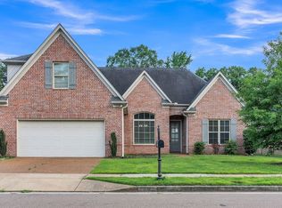 7909 Country Lake Dr, Bartlett, TN 38133