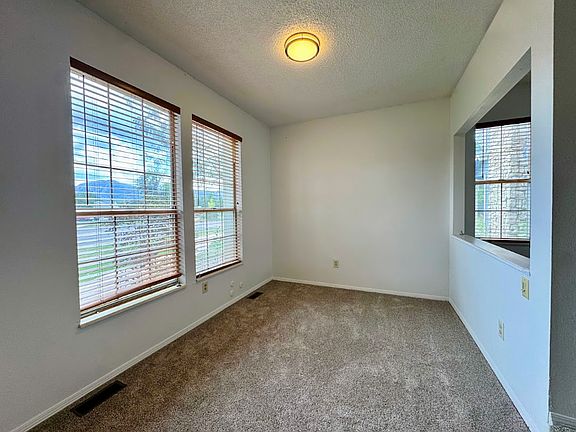 4th image of 3807 Paseo Del Prado