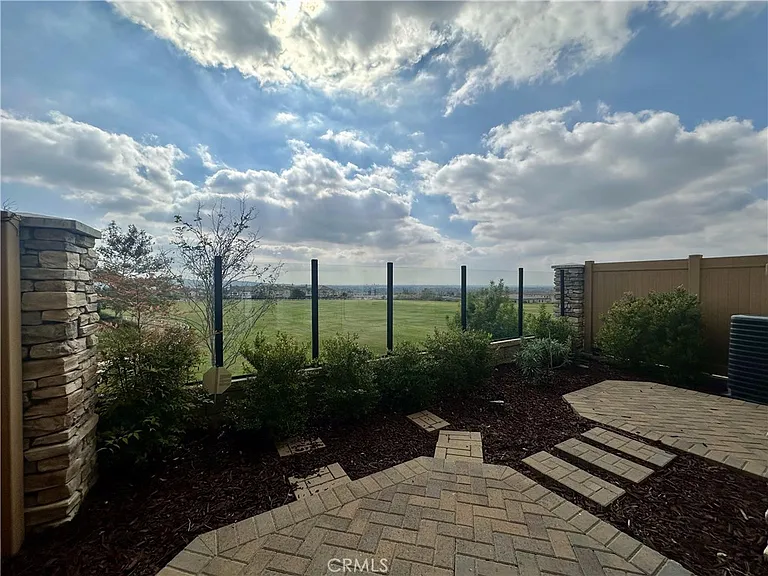 18670 Clubhouse Dr — Photo 24