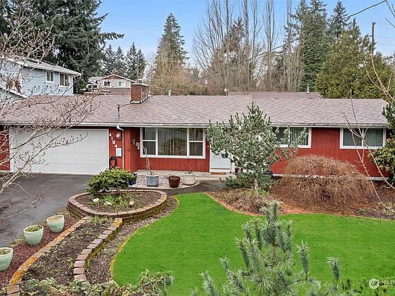 4th image of 4104 Brouse Boulevard W