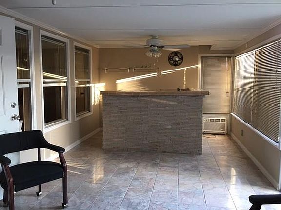 3rd image of 4629 Grovetree Ln