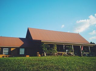 32078 Ramblewood Dr, Glade Spring, VA 24340