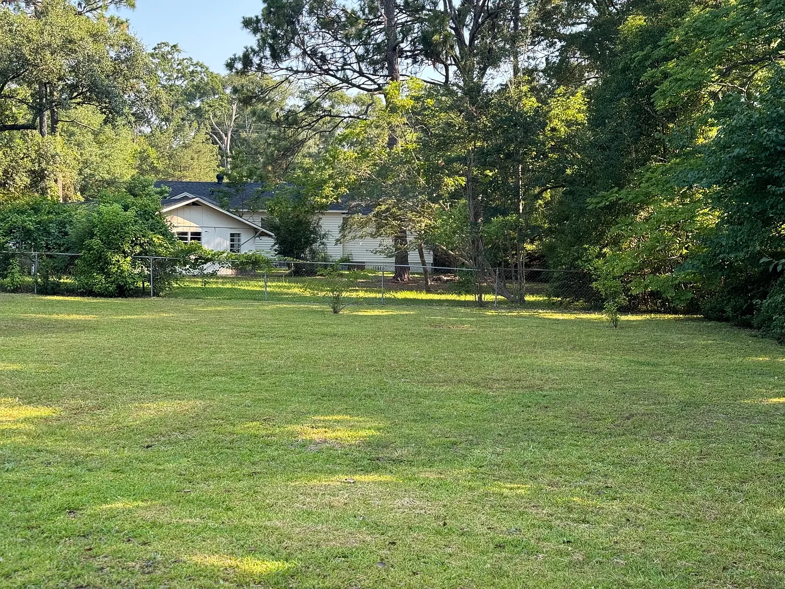 3 bed, 2032 sqft, $1,800 — Photo 3