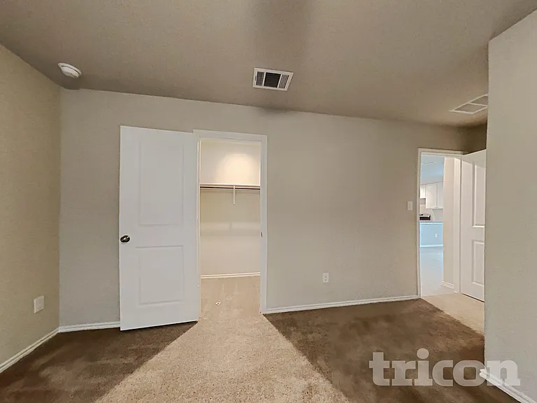5542 Basil Chase — Photo 8