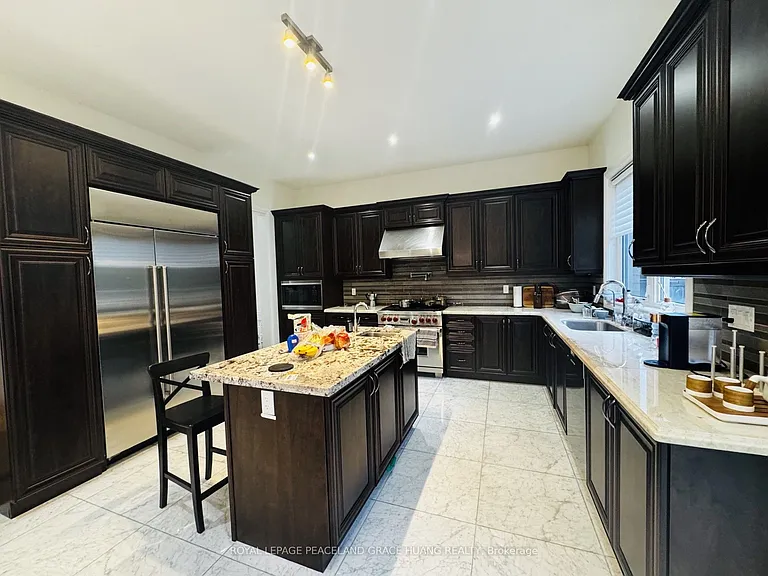 9 Anglin Dr — Photo 5