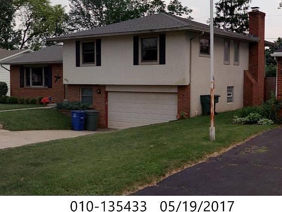 2nd image of 991 Amberly Pl