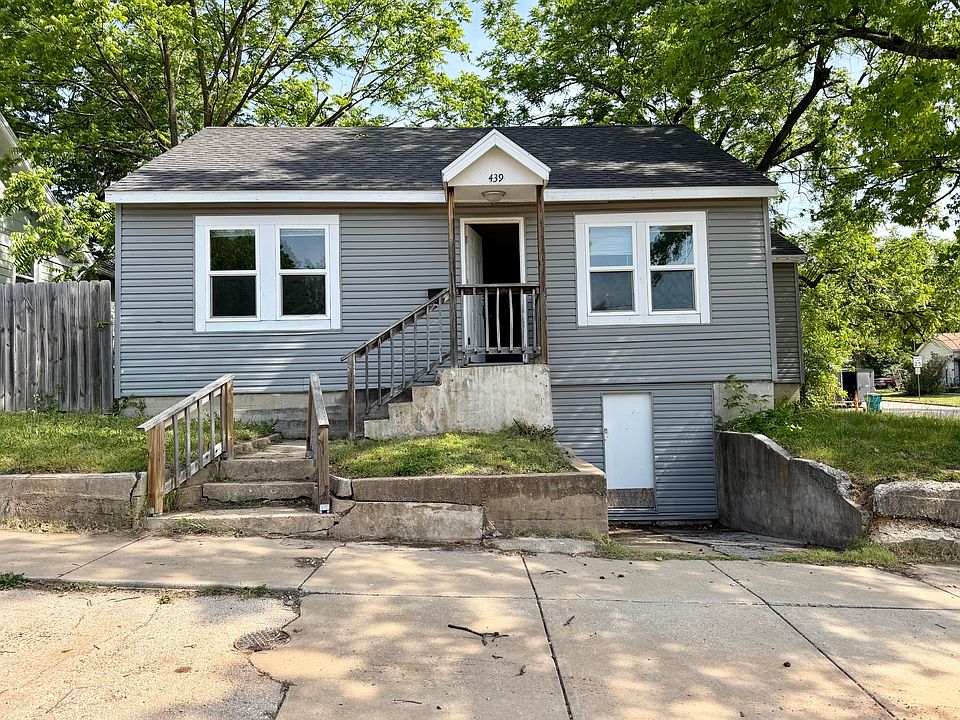 1st image of 439 E High Street