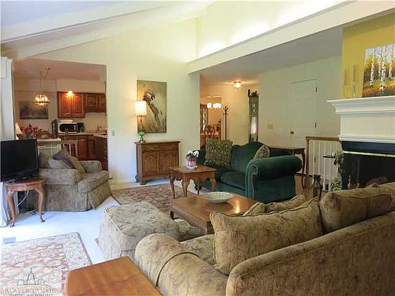5th image of 6010 E Skyline Dr