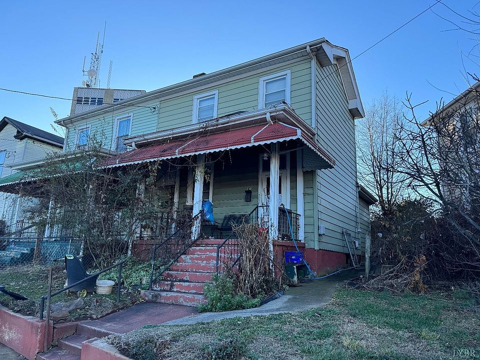 2nd image of 1151 Park Ave