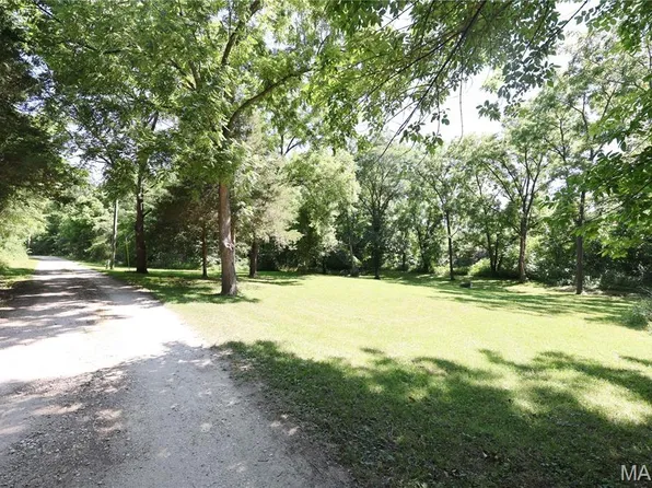 562 Apple Creek Ln, Old Appleton, MO 63770