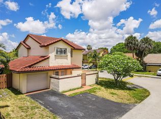 9627 SW 150th Pl, Miami, FL 33196