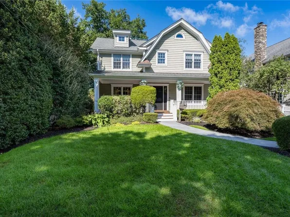 12 Vale Place, Rye, NY 10580