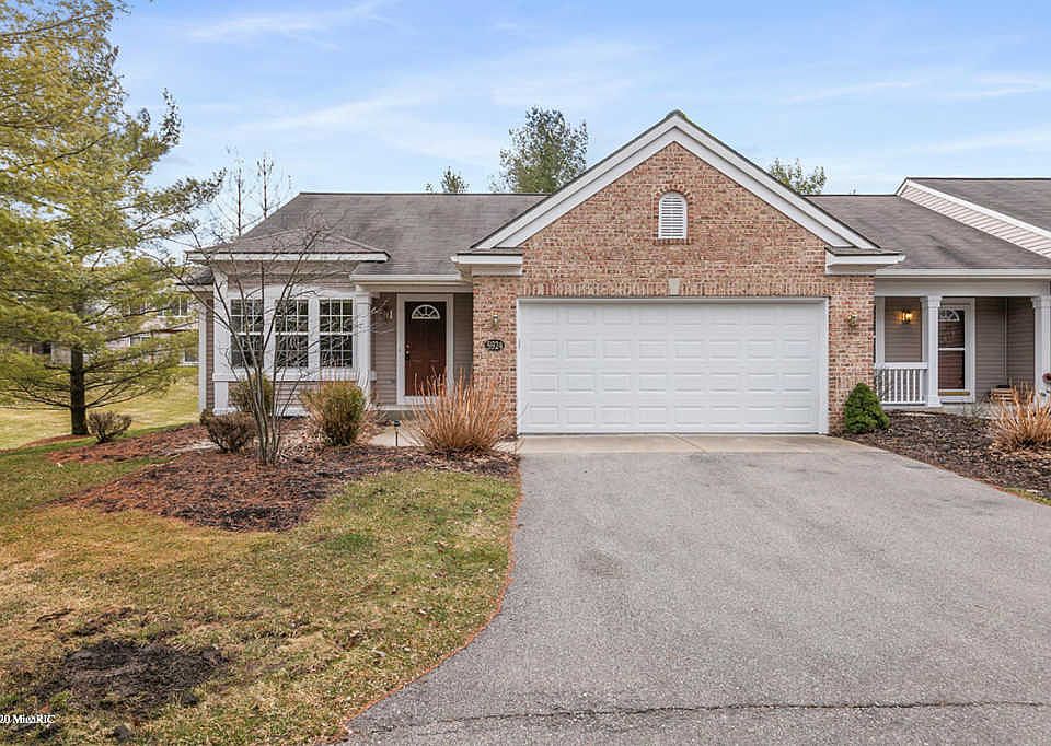 1st image of 5924 W Lyn Haven Dr SE #32