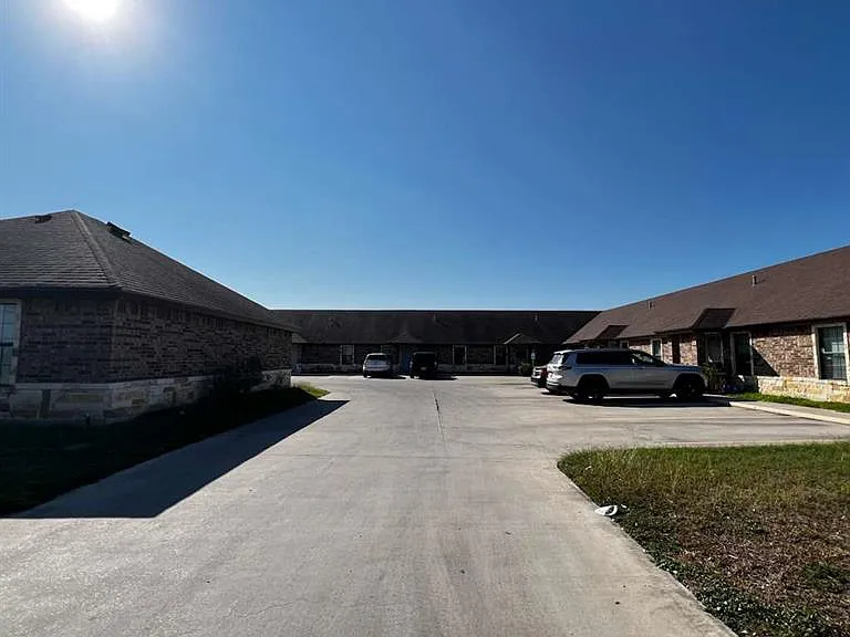 3009 Meadow Ln #7 — Photo 1
