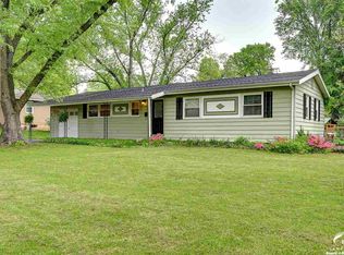 810 Lawrence Ave, Lawrence, KS 66049