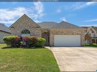 161 Waterford Highlands Trl, Calera, AL 35040