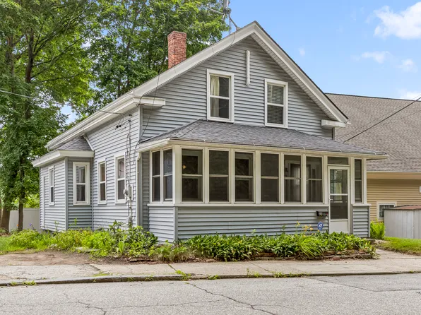 30 School Street, Putnam, CT 06260